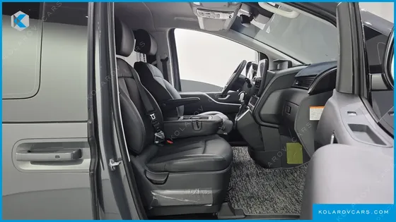 HYUNDAI STARIA HEV 1.6 TOURER 11-SEATER