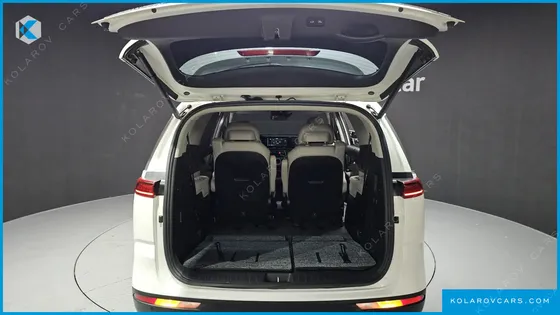 KIA CARNIVAL 7-SEATER SIGNATURE