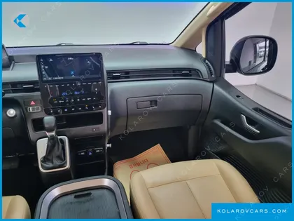 HYUNDAI STARIA L3.5 CARGO 5-SEATER
