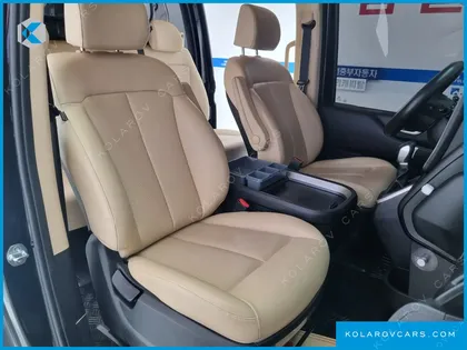 HYUNDAI STARIA L3.5 CARGO 5-SEATER