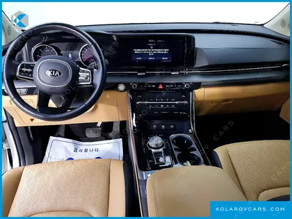 KIA CARNIVAL 9-SEATER NOBLESSE