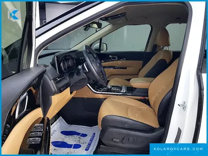 KIA CARNIVAL 9-SEATER NOBLESSE