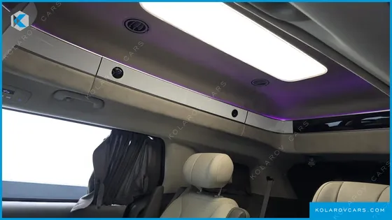 KIA CARNIVAL GASOLINE 7-SEATER HI LIMOUSINE