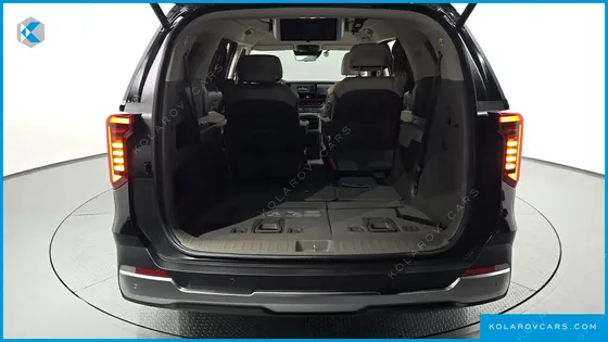 KIA CARNIVAL GASOLINE 7-SEATER HI LIMOUSINE