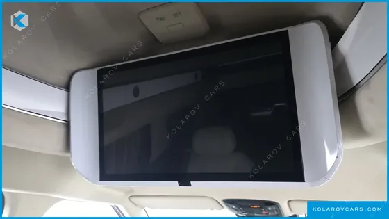 KIA CARNIVAL GASOLINE 7-SEATER HI LIMOUSINE