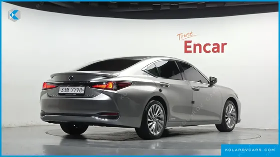 LEXUS ES EXECUTIVE