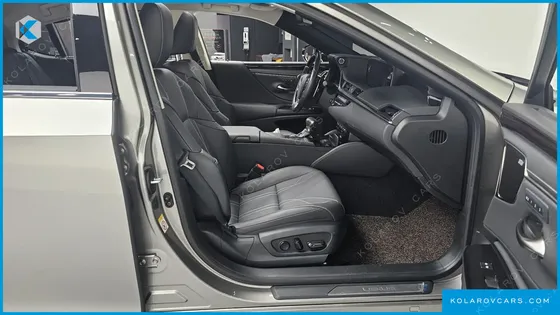 LEXUS ES EXECUTIVE