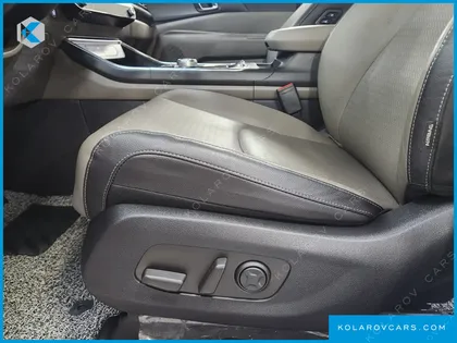 KIA CARNIVAL HEV 9SEATER NOBLESS