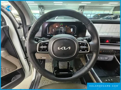 KIA CARNIVAL HEV 9SEATER NOBLESS