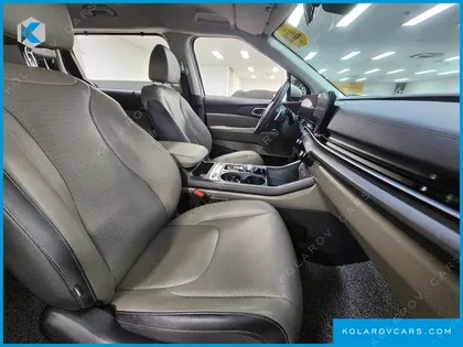 KIA CARNIVAL HEV 9SEATER NOBLESS