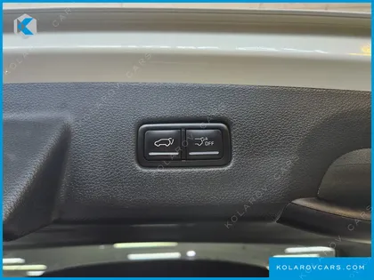 KIA CARNIVAL HEV 9SEATER NOBLESS