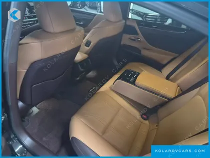 LEXUS ES EXECUTIVE