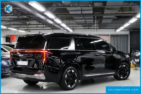 KIA CARNIVAL 9-SEATER NOBLESSE