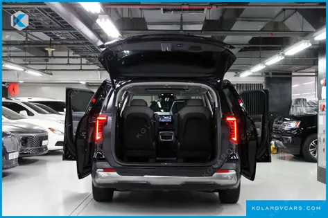 KIA CARNIVAL 9-SEATER NOBLESSE