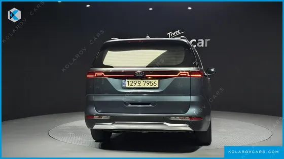 KIA CARNIVAL 9-SEATER SIGNATURE