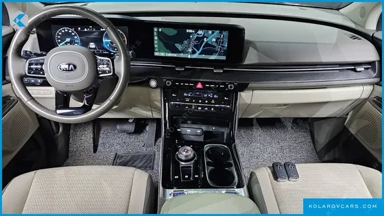 KIA CARNIVAL 9-SEATER SIGNATURE
