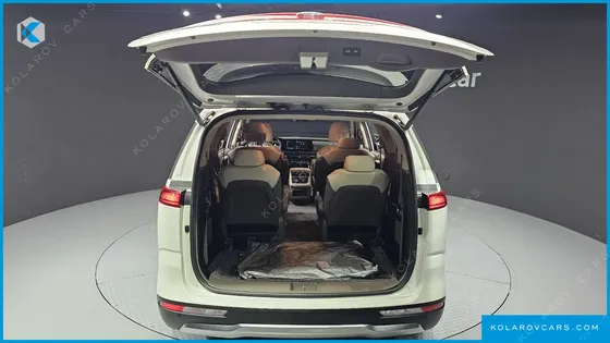 KIA CARNIVAL 9-SEATER SIGNATURE