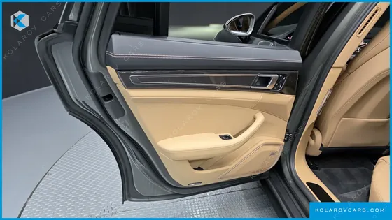 PORSCHE PANAMERA 2.9 AWD PLATINUM EDITION