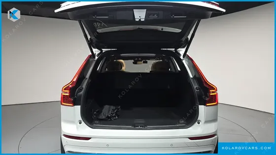 VOLVO XC60 B5 ULTIMATE BRIGHT