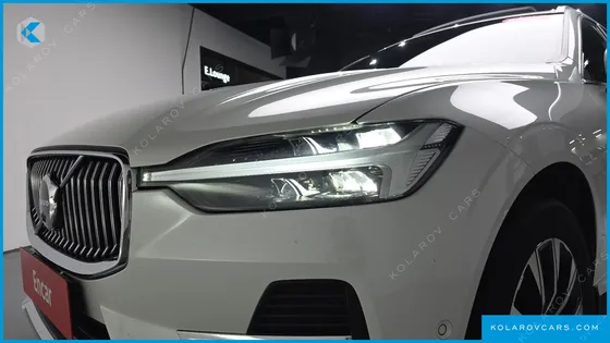VOLVO XC60 B5 ULTIMATE BRIGHT