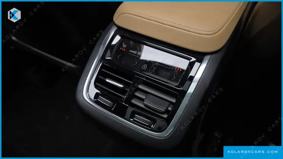 VOLVO XC60 B5 ULTIMATE BRIGHT