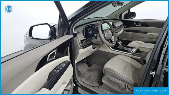 KIA CARNIVAL 9-SEATER PRESTIGE