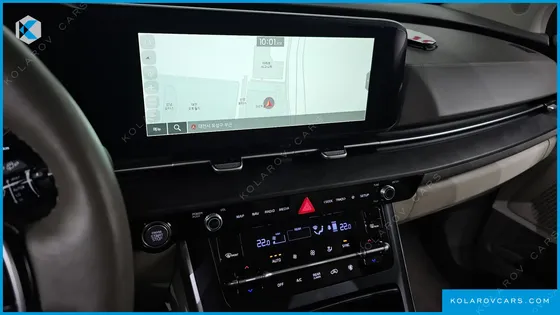 KIA CARNIVAL 9-SEATER PRESTIGE
