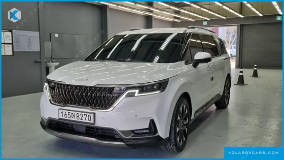 KIA CARNIVAL 9-SEATER NOBLESSE