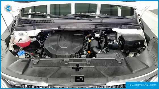 KIA CARNIVAL 9-SEATER NOBLESSE