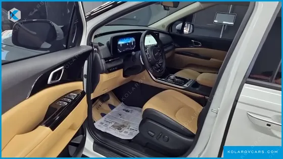 KIA CARNIVAL 9-SEATER NOBLESSE