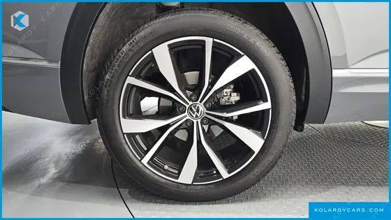 VOLKSWAGEN ATLAS 2.0 TSI R-LINE 7-SEATER