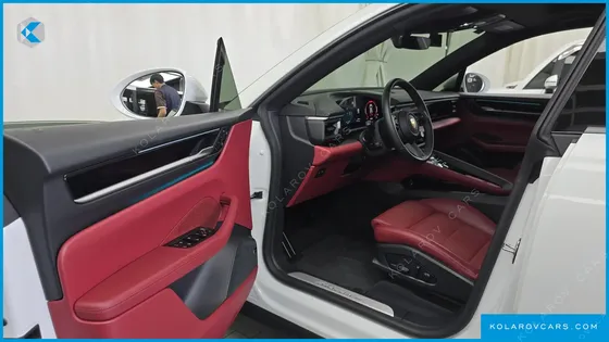 PORSCHE MACAN BASE 4