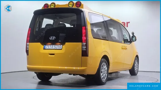 HYUNDAI STARIA HEV 1.6T KINDER SAFETY CAR
