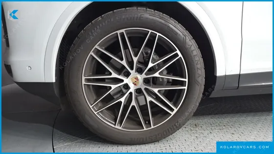 PORSCHE CAYENNE 3.0