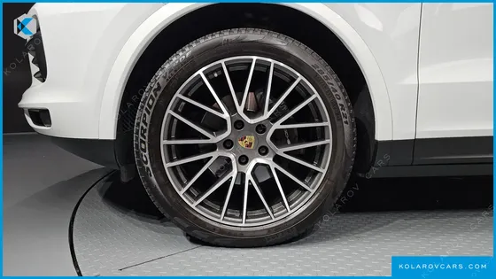 PORSCHE CAYENNE 3.0