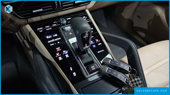 PORSCHE CAYENNE 3.0 E-HYBRID COUPE