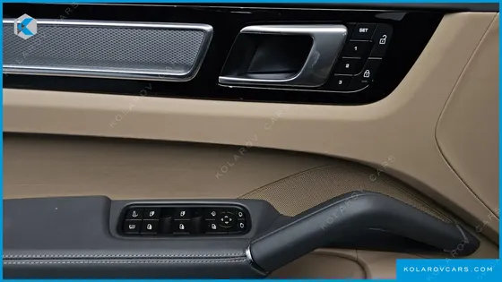 PORSCHE CAYENNE 3.0 E-HYBRID COUPE