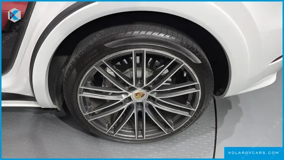 PORSCHE CAYENNE 3.0