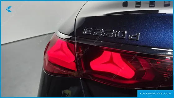 MERCEDES E-CLASS E220D 4MATIC EXCLUSIVE