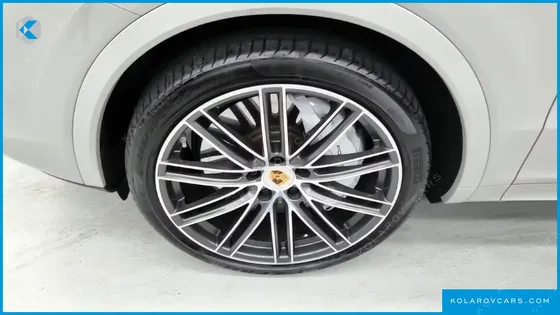 PORSCHE CAYENNE 4.0 TURBO