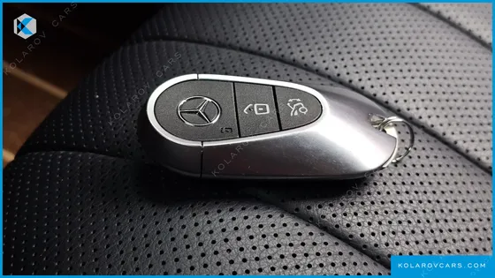 MERCEDES E-CLASS E300 4MATIC EXCLUSIVE