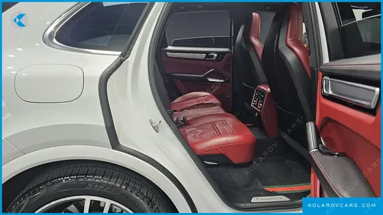 PORSCHE CAYENNE 4.0 TURBO