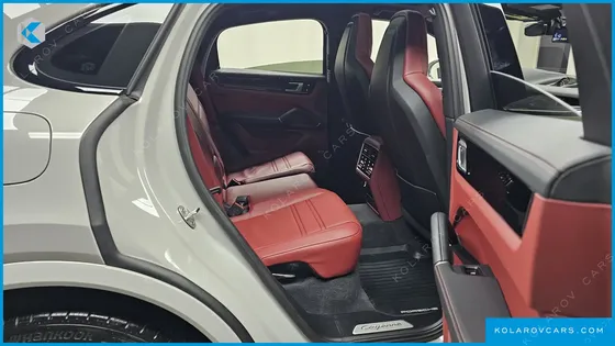 PORSCHE CAYENNE 3.0 COUPE