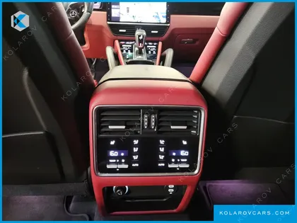 PORSCHE CAYENNE 3.0 COUPE