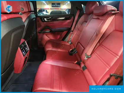 PORSCHE CAYENNE 3.0 COUPE