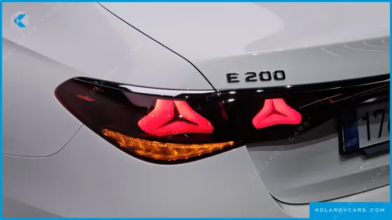 MERCEDES E-CLASS E200 AVANTGARDE