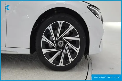 MERCEDES E-CLASS E300 4MATIC EXCLUSIVE