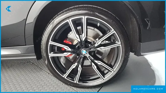 BMW X6 M60I