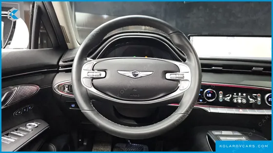 GENESIS GV70 2.5T GASOLINE 2WD