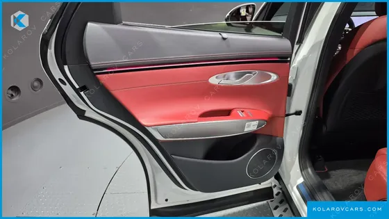 GENESIS GV70 2.5T GASOLINE 2WD